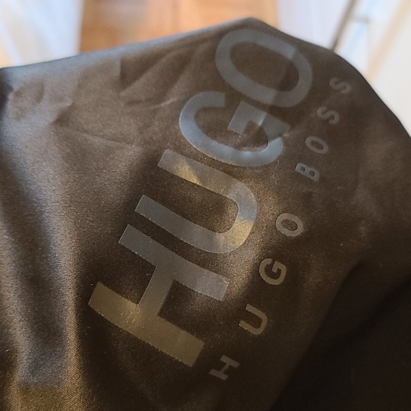 Hugo boss  dust bag black medium large new - Picture 7 of 8